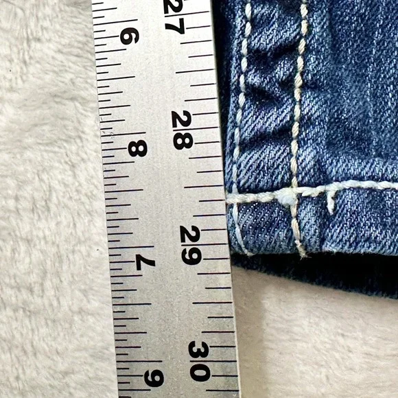 Buckle BKE Jeans Womens 34S Short Blue Fade Y2K Payton Skinny Midrise Whiskers - Picture 11 of 12